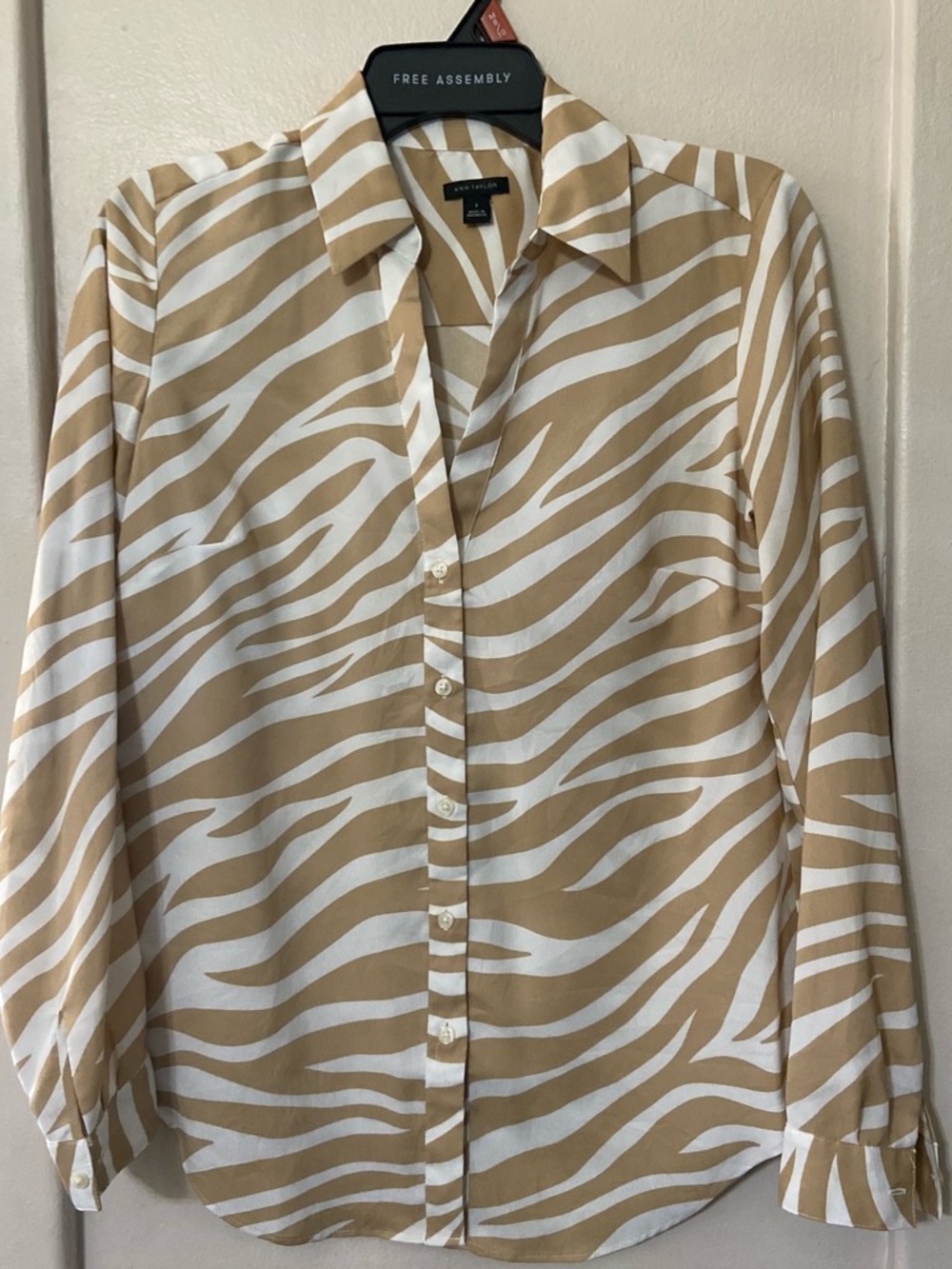 Ann Taylor Beige & White Zebra-Print Button-Down Shirt